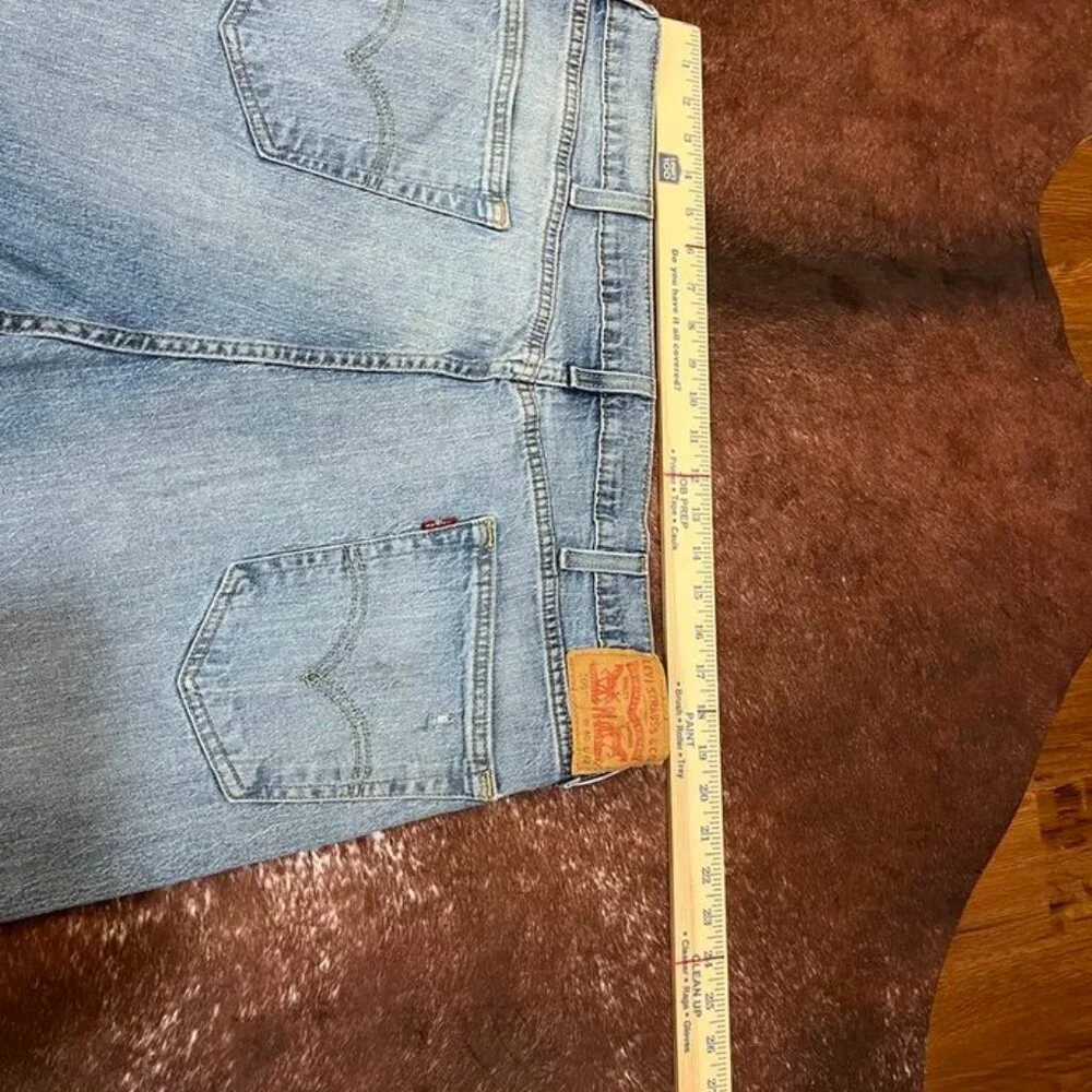 Levi’s 505 Regular Fit Straight Leg Jeans Light Wash Blue 40x32